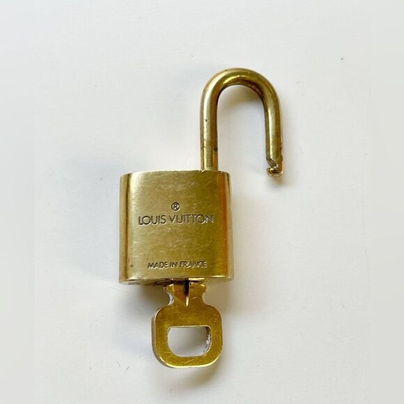Vintage Louis Vuitton Lock and Key #314 - Picture 8 of 10